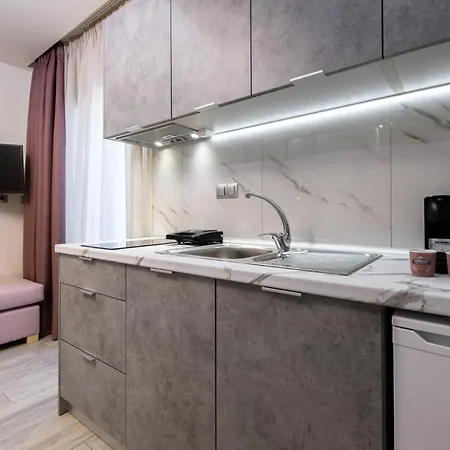 Alfa Boutique Apartment *