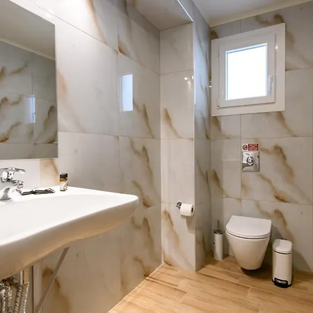 Alfa Boutique Appartement Koinira